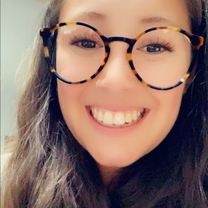 Meet your Posher, Fey